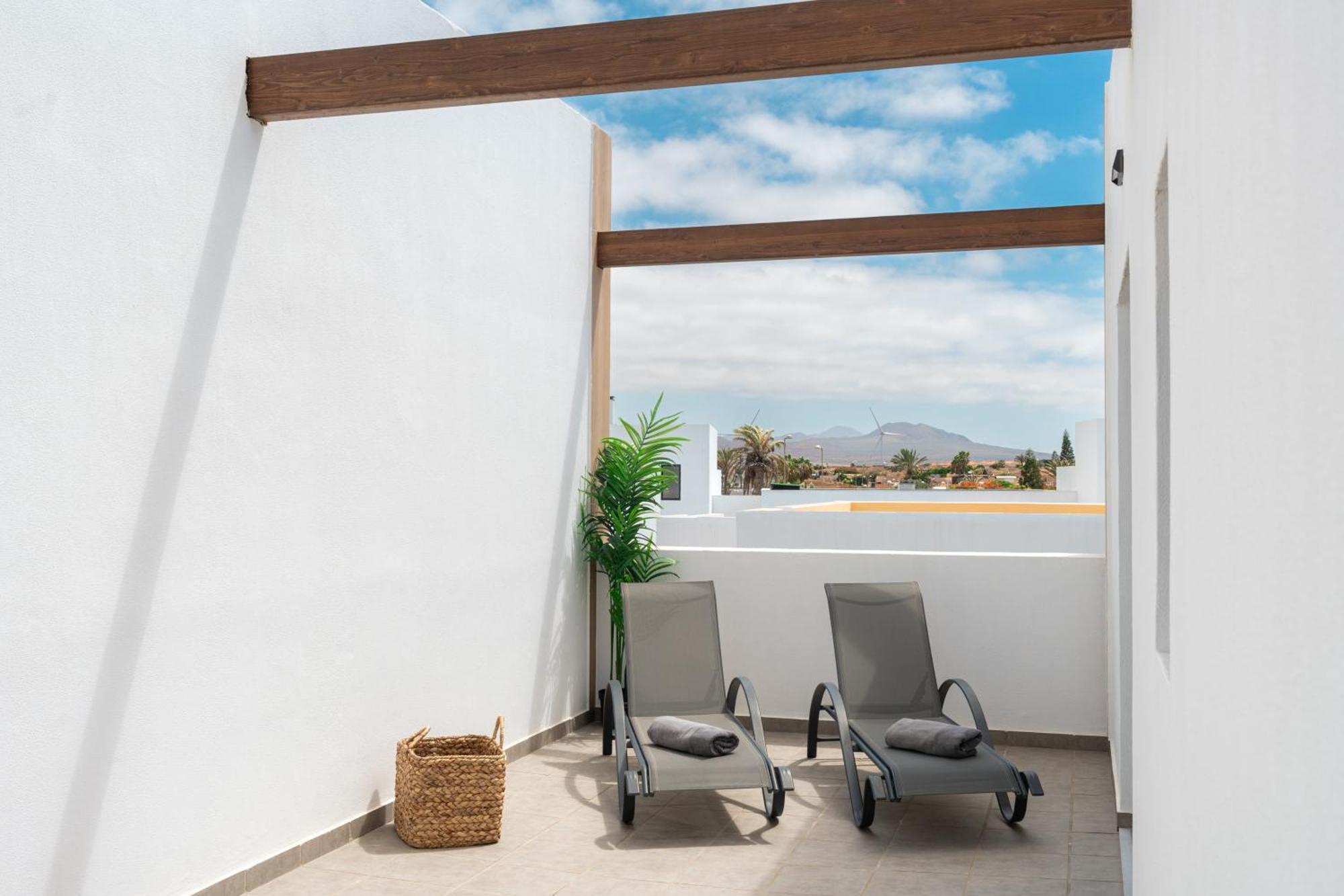 El Palmeral - House With Pool In Casa vacanze
